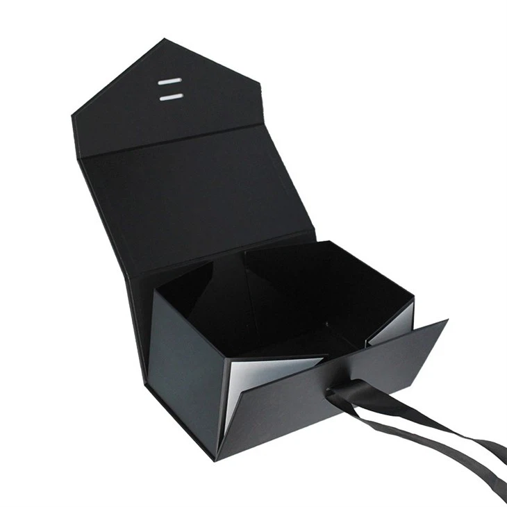 Collapsible Box With Ribbon
